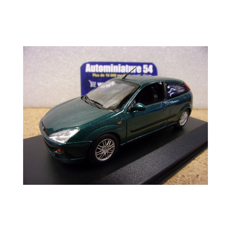 Ford Focus Green Metallic 940087001 MaXichamps