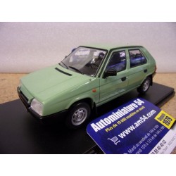 Skoda Favorit green...