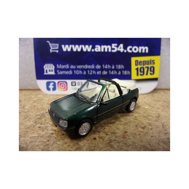 Peugeot 205 Cabrio Green 870500 Premium ClassiXXs PCX87