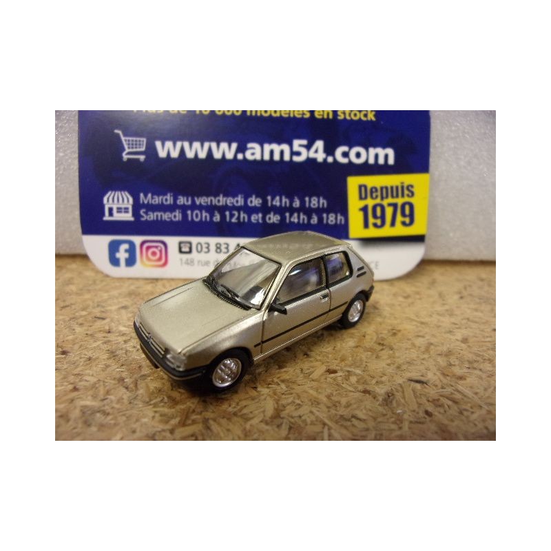 Peugeot 205 beige 870507 Premium ClassiXXs PCX87