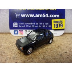 Peugeot 205 GTI noire...