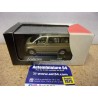 Nissan ELGRAND vert met. 2002 JC025 Ixo - Jcollection