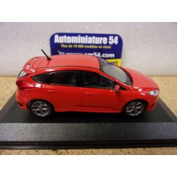 Ford Focus MK3 ST red VA15303 Corgi Vanguards