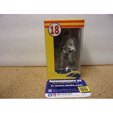 Pre Owned  Le Mans Miniatures Figurine 1:18 Jacky Ickx 1969 Flm118007