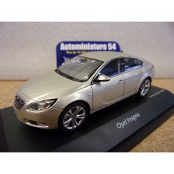 Opel Insigna Fliesskeck Pannacotta 450726600 Schuco