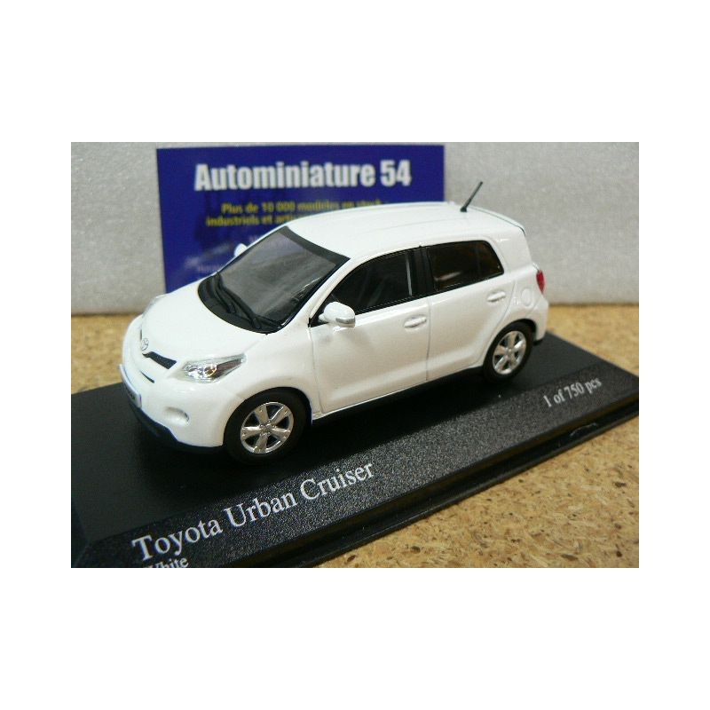 Toyota Urban Cruiser 2009 400166960 Minichamps