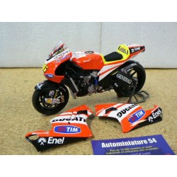 2011 Ducati Desmosedici GP11 Unveiling n°46 Rossi 122110846 Minichamps
