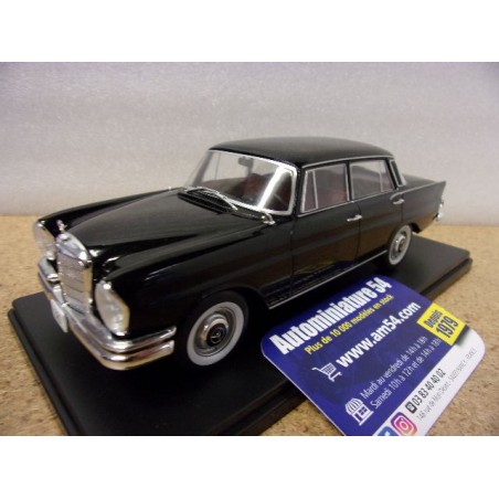 Mercedes 220 W115 black WB124210 WhiteBox