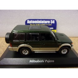 Mitsubishi Pajero LWB Green Met. 1991 940163471 MaXichamps