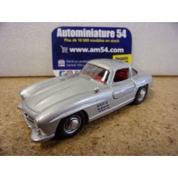 Mercedes Benz 300 SL Silver...