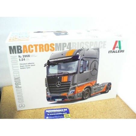 Mercedes Benz Actros MP4 BigSpace Grand Prix Edition n°3968 Italeri  Maquette
