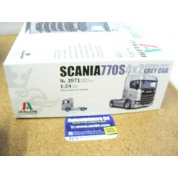 Scania 770S 4x2 Normal Roof Grey Cab n°3971 Italeri  Maquette 1.24