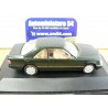 Mercedes E320 Coupé Green !! défaut peinture aile avant " 070119 Herpa
