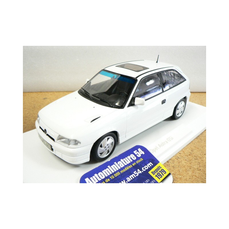 Opel Astra GSi Casablanca White 1991 183673 Norev