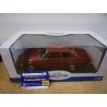Volvo142 Dunkelrot 18443 MCG