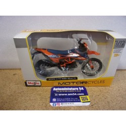 KTM 690 SMC-R 2023 1:12 31101-23094 Maisto
