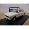Hillman Avenger Polar White VA10401 Vanguards