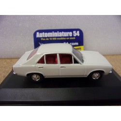 Hillman Avenger Polar White VA10401 Vanguards