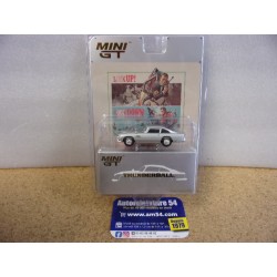 Aston Martin DB5...