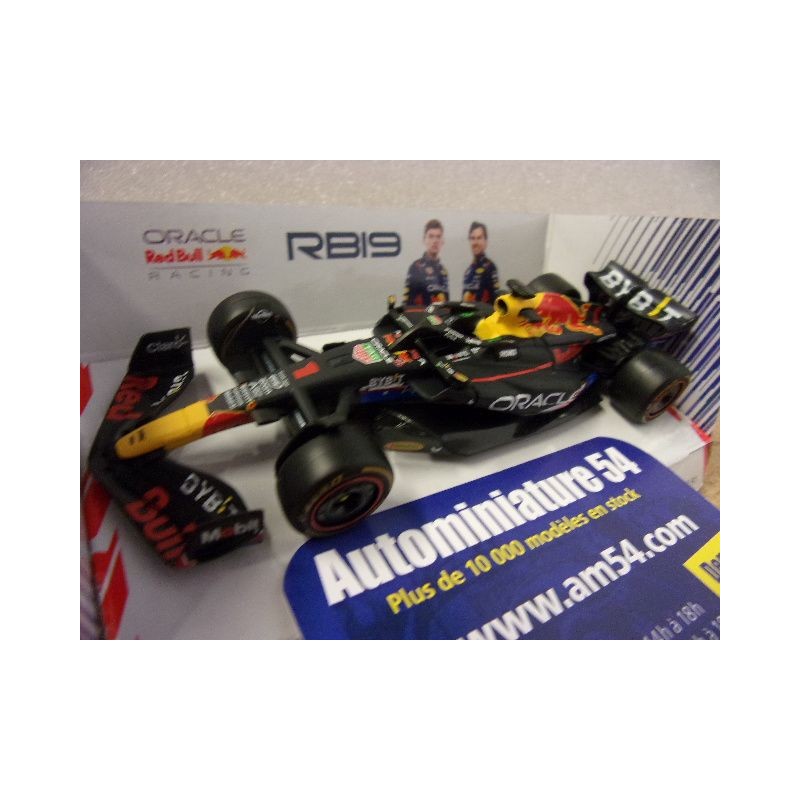 2023 Red Bull Racing RB19 n°1 Max Verstappen Austin Constructor Champion 18-38082-VA Bburago Racing