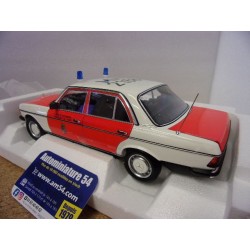 Mercedes Benz 200 Ambulance - Notartz 1984 183834 Norev