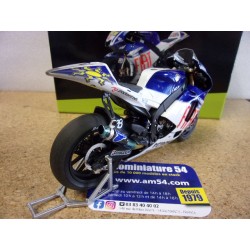 2009 Yamaha YZR M1 Team Fiat n°46 Valentino Rossi World Champion 122093246 Minichamps