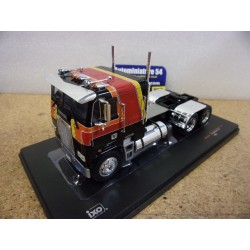 Freightliner FLA 1993 Black TR215 Ixo Models