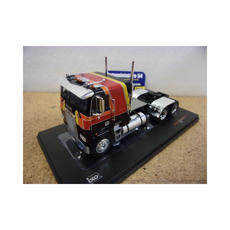 Freightliner FLA 1993 Black TR215 Ixo Models