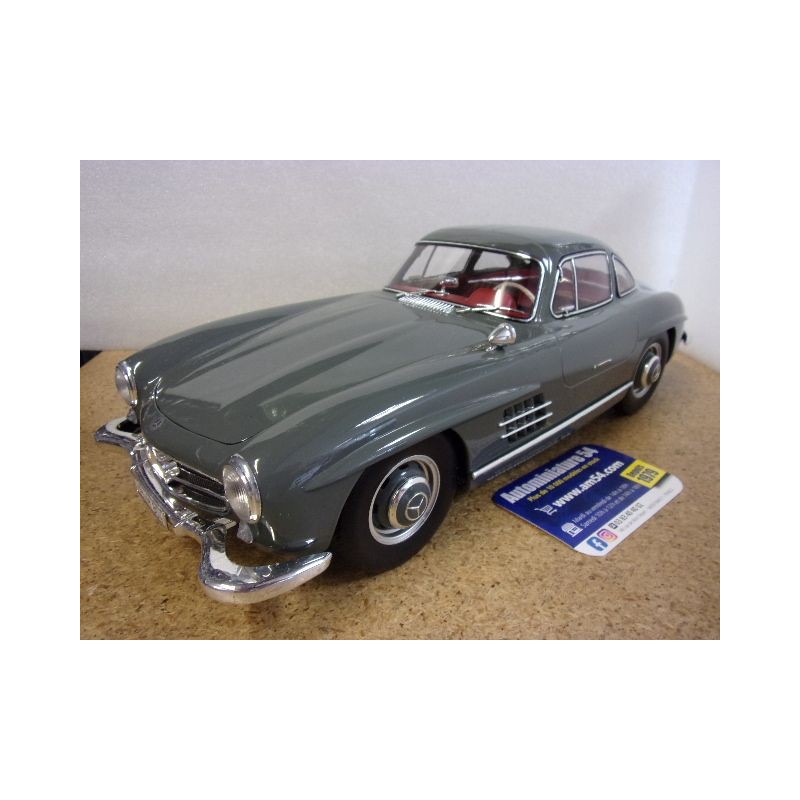 Mercedes 300 SL Graphite Gray 1954 1/12 123852 Norev