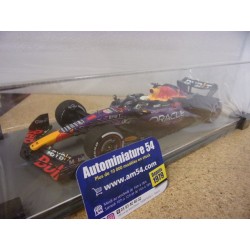 2023 Red Bull RB19 n°1 Max Verstappen 1st Winner Las Vegas GP18S972 Spark Model