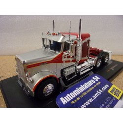 Freightliner FLC 120 64 T Red - grey 1977 TR200 Ixo Models