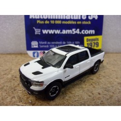 Dodge RAM Rebel White 870530 Premium ClassiXXs PCX87
