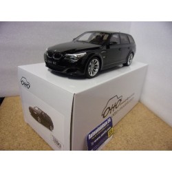 BMW M5 Touring E61 Black 2004 OT1020 OttoMobile