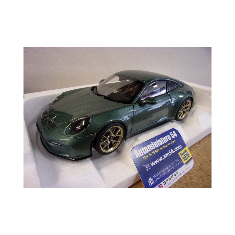 Porsche 911 - 992 GT3 Touring Malachite Green Met. 2021 187382 Norev