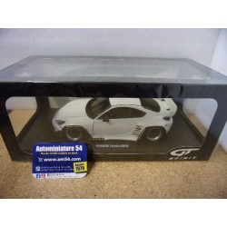 Toyota GR86 Pandem Chrystal...