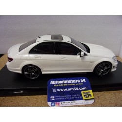 Mercedes Benz C63 AMG Diamond White GT928 GT Spirit