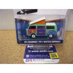Volkswagen Combi Type 2 Campmobile Westfalia 1973 "V-Dub Club" 36120-BC Greenlight 1.64ième
