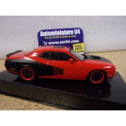 Dodge Challenger SRT8 Red - Black 2009 CLC597 Ixo Models