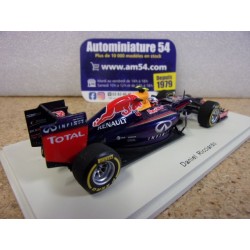 2014 Red Bull RB10 Renault Daniel Ricciardo n°3 1st Canada S3031 Spark Model