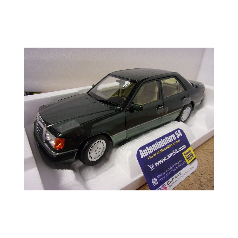 Mercedes-Benz 230 E Night Green 1990 183952 Norev