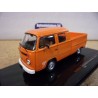 Volkswagen Combi T2b Double Cabine Orange 1982 CLC598 Ixo Models