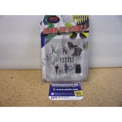 Behind the Scenes 2 ( 4 x Figurines + accessoires ) AD2428 American Diorama Echelle1-64