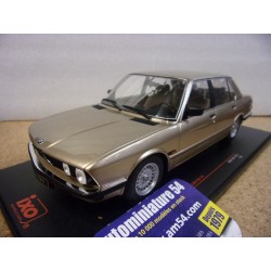 BMW 520i E28 Metalic Gold 1987 18CMC184 Ixo Models