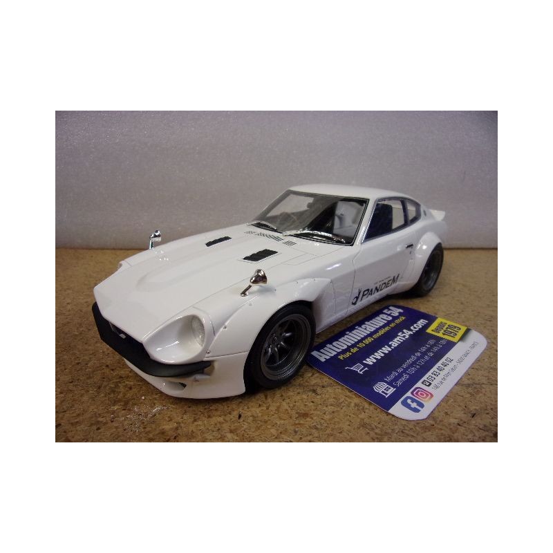 Nissan Fairlady Z Pandem white 2015 OT1167 OttoMobile