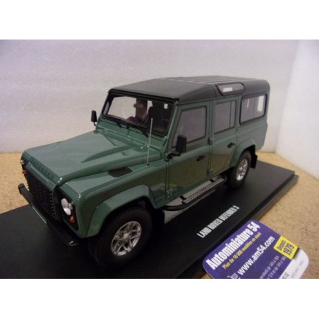 Land Rover Defender Station Wagon Keswick Green 2016 GT527 GT Spirit