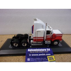 GMC General White - red SBFA 1988 TR224 Ixo Models