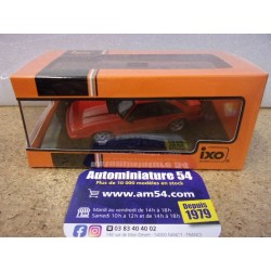 Ford Mustang LX 5.0 Coupé Re 1992 CLC603 Ixo Models