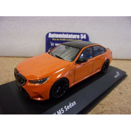 BMW M5 Sedan Fire Orange 2024 S4317552 Solido