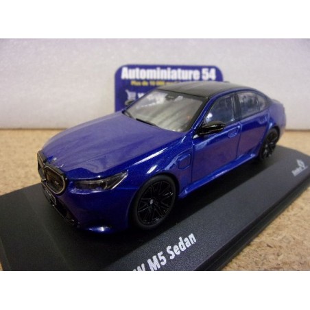 BMW M5 Sedan Marina Bay Blue 2024 S4317551 Solido