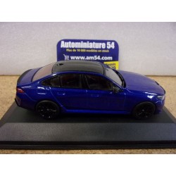 BMW M5 Sedan Marina Bay Blue 2024 S4317551 Solido